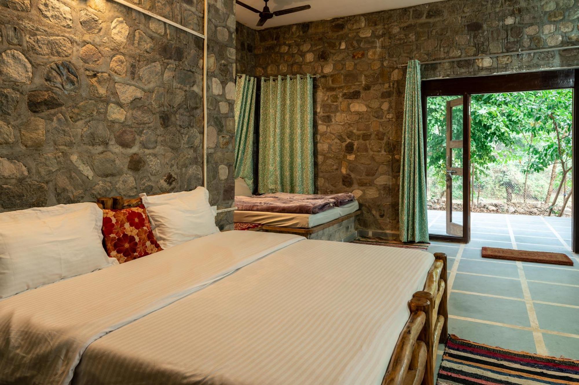 Hotel Camp Hornbill Corbett Rāmnagar Exterior foto